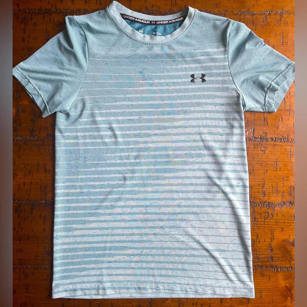 Men’s Under Armour T-Shirt Size Small